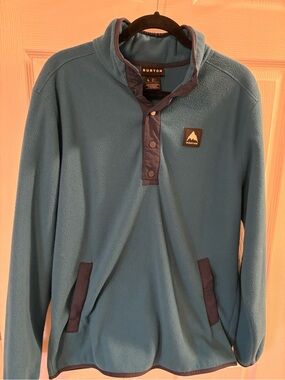 Burton Blue Fleece Pullover with Navy Trim
